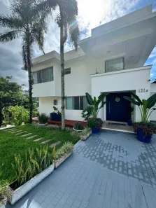 Casa com 4 Quartos à venda, 450m² no Praia Brava de Itajaí, Itajaí