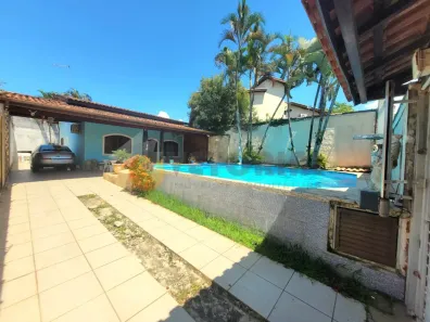 Casa com 2 Quartos à venda, 171m² no Martim de Sá, Caraguatatuba