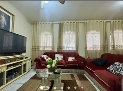 Casa com 3 Quartos à venda, 185m² no Jardim Vila Galvão, Guarulhos