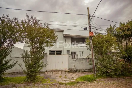 Casa com 3 Quartos à venda, 255m² no Jardim Sabará, Porto Alegre