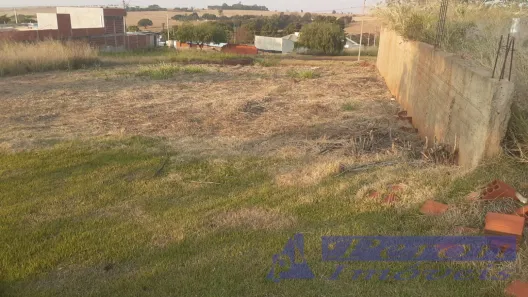 Lote/Terreno à venda, 400m² no Jardim Barcelona, Maringá