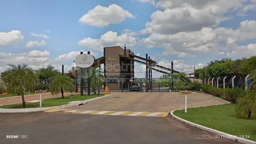 Lote/Terreno à venda, 450m² no Centro, Icém