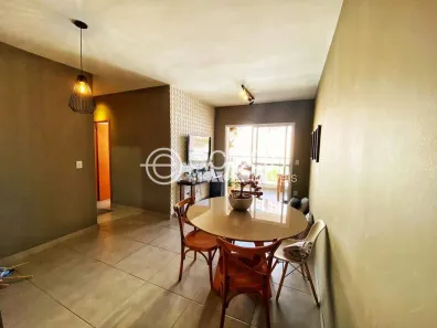 Apartamento com 3 Quartos à venda, 76m² no Alto Umuarama, Uberlândia