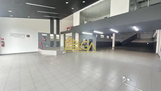 Galpão/Depósito/Armazém com 3 Quartos à venda, 880m² no Macuco, Santos