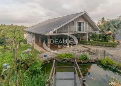 Fazenda/Sítio com 5 Quartos à venda, 350m² no Colônia Revier, Campo Largo