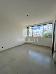 Casa com 2 Quartos à venda, 77m² no Novo Mundo, Uberlândia