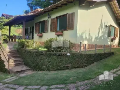 Casa com 3 Quartos à venda, 144m² no Pedro do Rio, Petrópolis