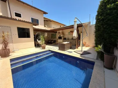 Casa de Condomínio com 4 Quartos à venda, 200m² no Glória, Macaé