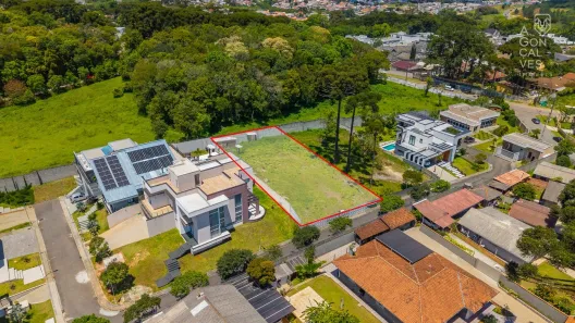 Lote/Terreno à venda, 720m² no Butiatuvinha, Curitiba