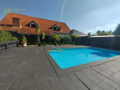 Fazenda/Sítio com 9 Quartos à venda, 1000m² no ,