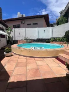 Casa com 5 Quartos para venda ou aluguel, 950m² no Caminho das Árvores, Salvador