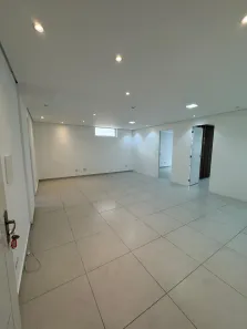 Ponto Comercial para alugar, 76m² no Gonzaga, Santos