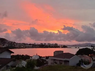 Casa com 5 Quartos à venda, 382m² no João Paulo, Florianópolis