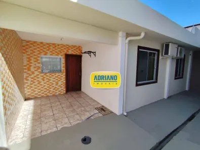 Casa de Condomínio com 2 Quartos para alugar, 110m² no Barreiros, São José