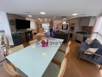 Apartamento com 4 Quartos à venda, 335m² no Jaqueira, Recife