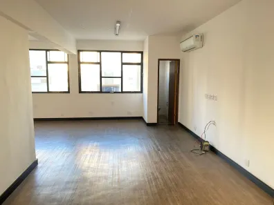 Sala Comercial à venda, 65m² no Funcionários, Belo Horizonte