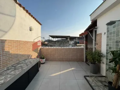 Casa de Condomínio com 2 Quartos à venda, 73m² no Irajá, Rio de Janeiro