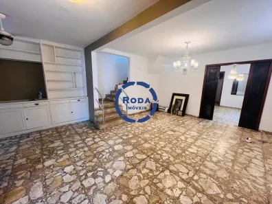 Sobrado com 3 Quartos para alugar, 311m² no Embaré, Santos