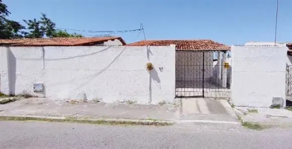 Casa com 2 Quartos para alugar, 80m² no Centro, Pacatuba