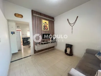 Casa com 2 Quartos à venda, 192m² no Shopping Park, Uberlândia