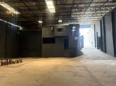 Galpão/Depósito/Armazém com 3 Quartos para alugar, 1000m² no Nova Cidade, Manaus