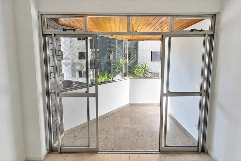 Apartamento com 3 quartos — Lourdes, Belo Horizonte