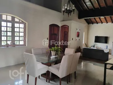 Casa com 3 Quartos à venda, 333m² no Jardim Itu, Porto Alegre