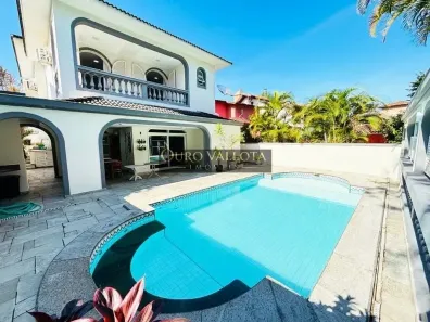 Sobrado com 4 Quartos à venda, 492m² no Riviera, Bertioga