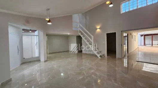 Casa com 3 Quartos à venda, 200m² no Universitário, São José do Rio Preto