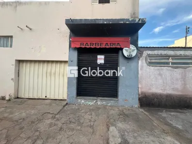Sala Comercial para alugar, 25m² no Santa Rita I, Montes Claros