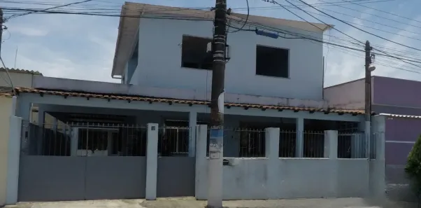 Casa com 3 Quartos à venda, 210m² no Califórnia, Itaguaí