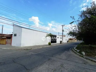 Galpão/Depósito/Armazém para alugar, 300m² no Centro, Taubaté