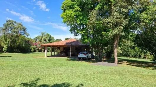 Fazenda/Sítio com 3 Quartos à venda, 10000m² no Terras de Santa Rosa, Salto