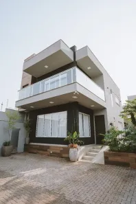 Casa com 3 Quartos à venda, 275m² no Residencial José Lázaro Gouvea, Londrina