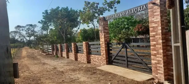 Fazenda/Sítio com 3 Quartos à venda, 4000m² no Parque das Acácias, Aragoiânia