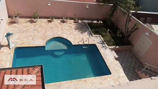 Casa com 3 Quartos à venda, 253m² no Parque Jambeiro, Campinas
