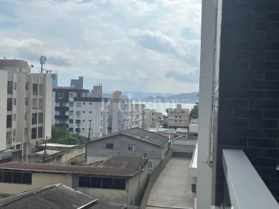 Apartamento com 2 Quartos à venda, 66m² no Abraão, Florianópolis