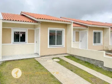 Casa com 2 Quartos para alugar, 45m² no Restinga, Porto Alegre