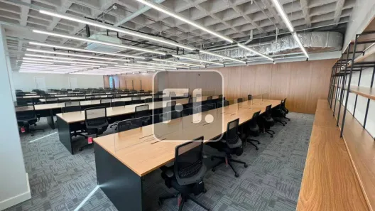 Sala Comercial para alugar, 1570m² no Parque Industrial Tomas Edson, São Paulo