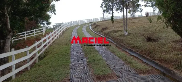 Fazenda/Sítio com 3 Quartos à venda, 162m² no , Baependi