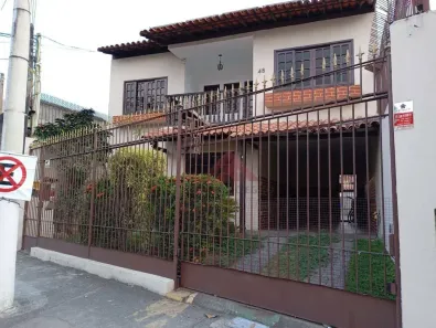 Casa com 5 Quartos à venda, 294m² no Barreto, Niterói