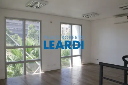 Sala Comercial com 1 Quarto à venda, 68m² no Cerqueira César, São Paulo