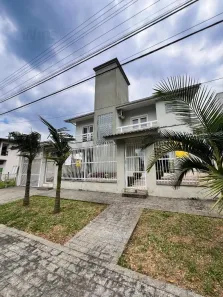 Casa com 4 Quartos à venda, 450m² no Jardim Angélica, Criciúma