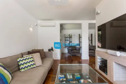 Casa com 3 Quartos à venda, 388m² no Vila Tramontano, São Paulo