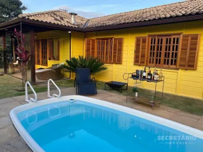 Casa de Condomínio com 3 Quartos à venda, 1181m² no Areal, Areal