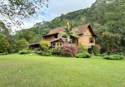 Casa com 6 Quartos à venda, 7600m² no Itaipava, Petrópolis