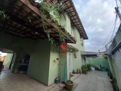 Casa com 3 Quartos à venda, 333m² no Santa Rosa, Belo Horizonte