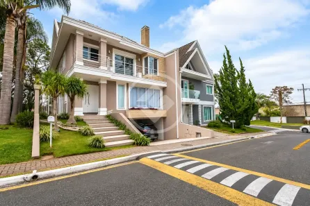 Casa de Condomínio com 4 Quartos para alugar, 270m² no Orleans, Curitiba