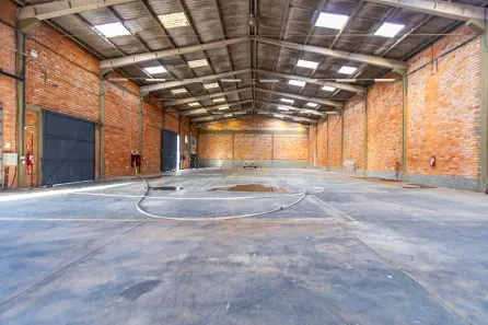 Galpão/Depósito/Armazém para alugar, 1200m² no Águas Belas, São José dos Pinhais