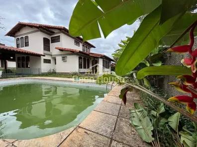 Casa com 4 Quartos à venda, 377m² no Jardim Amália, Volta Redonda